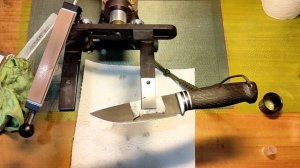 Заточка ножа алмазными брусками до зеркального блеска.