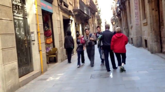 ЧТО КУПИТЬ В ИСПАНИИ ИЗ ОДЕЖДЫ, МАГАЗИНЫ ИСПАНИИ, СКИДКИ В БАРСЕЛОНЕ. #Испания #шопинг #влог смотреть онлайн