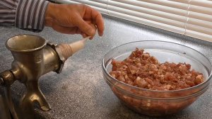 Свиная домашняя колбаса Готовим домашнюю колбасу Как приготовить домашнюю колбасу