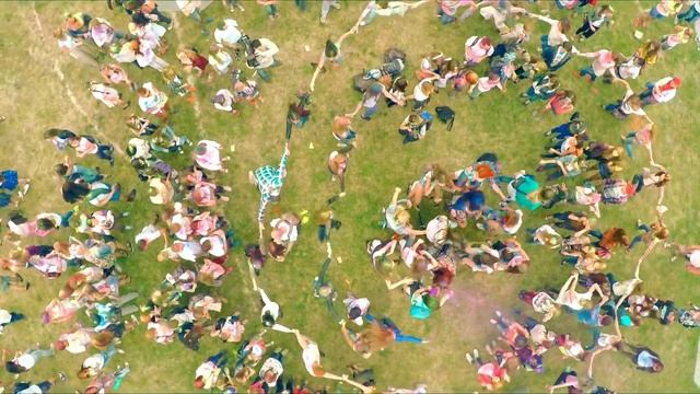 Фестиваль красок Холи в Украине смотреть онлайн