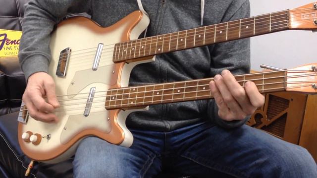 (SOLD) Vintage Original 1960 Danelectro Double Neck Guitar Bass смотреть онлайн