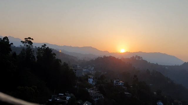 good morning. time-lapse of sunrise in the little Adam's Peak, Sri Lanka смотреть онлайн