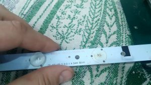 Ремонт подсветки телевизора DEXP.  Замена светодиодов феном и паяльной пастой