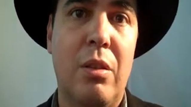 Entrevista al poeta brasileño Julio Almada смотреть онлайн