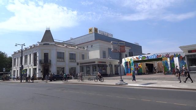 ДЕНЬ 1000 велосипедистов 28 мая 2023 центр ул ленина гостиный двор исторический центр.ремонт улицы смотреть онлайн