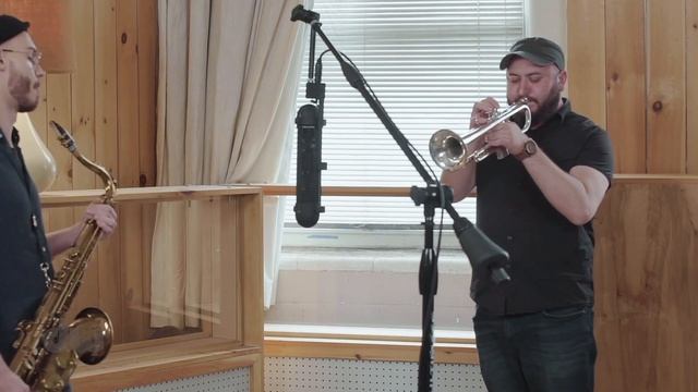 JP Bouvet plays "Neptune's Hourglass" with Greg LaPine Chordless Quartet смотреть онлайн
