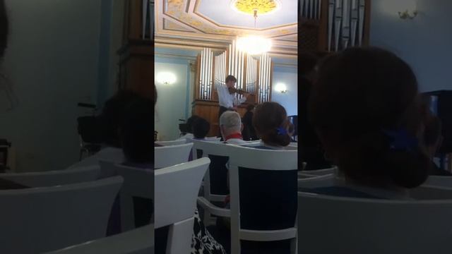 П. И. Чайковский - "Скерцо" для скрипки и фортепиано смотреть онлайн