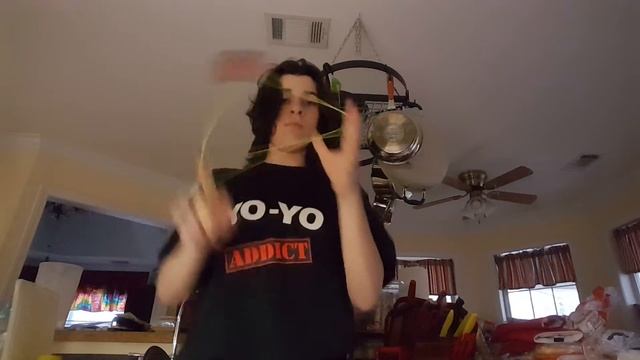 Groovy Brother Bind (yoyo) смотреть онлайн