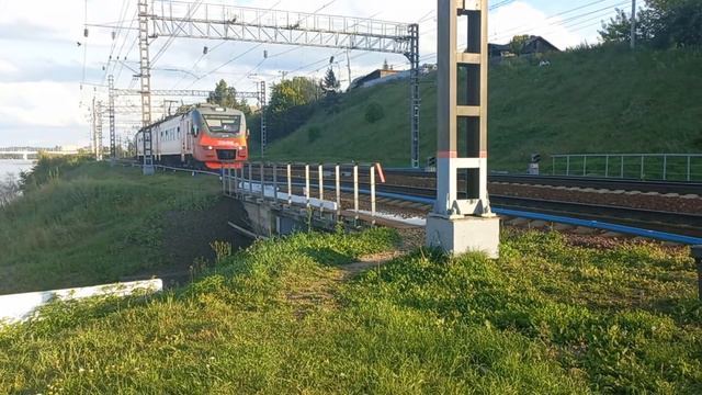"До Военного Городка" Электропоезд ЭП3Д-0049 сообщением Кая-Черемхово смотреть онлайн