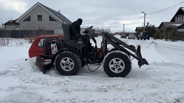 чистим дорогу новой лопатой, испытания. смотреть онлайн