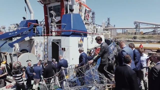 Визит Президента на открытие первой очереди пускового комплекса MV Cargo смотреть онлайн