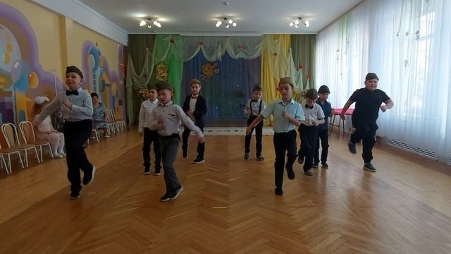 ?СПОЙЛЕР : БЕЗ ПИЛОТОК ВРЕМЁН ВОВ НЕ ОБОШЛОСЬ... смотреть онлайн