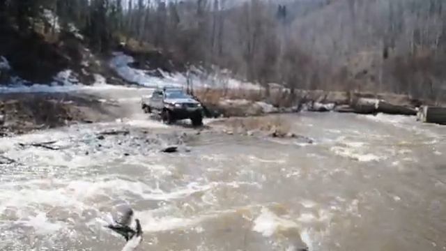 L200 и река смотреть онлайн