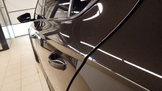 Škoda Superb после установки доводчиков дверей смотреть онлайн