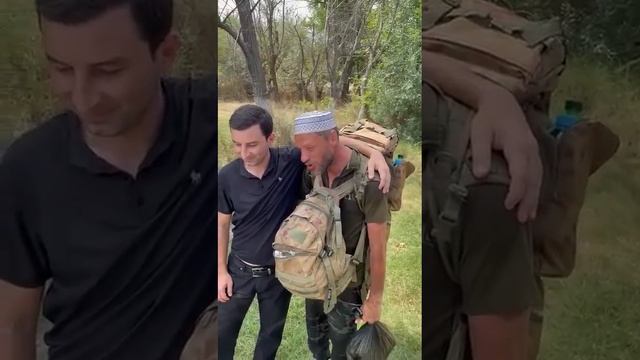 Священник принял Ислам и отправился в Хадж! В августе 2022 года он находится в Дагестане. смотреть онлайн