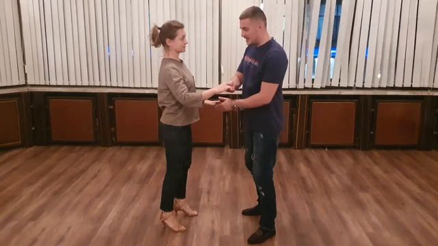 Simply - Бачата начинаещи | Bachata dance beginners смотреть онлайн