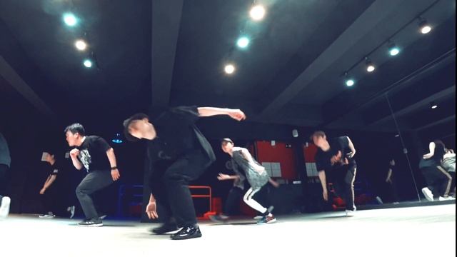 Bboy Code Toprock Class : Jazzy Rock