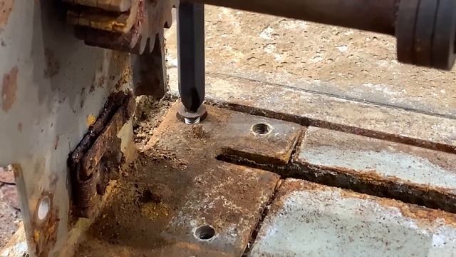 Restoration Book making machine | REPAIR serious damage смотреть онлайн