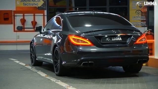 Mercedes Benz Amg Cls 6.3 & Bmw M5 F10  Pit Stop