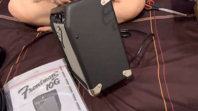 Unboxing the Squire Bullet Stratocaster and Fender Frontman 10G Guitar Amp (First Impressions) смотреть онлайн
