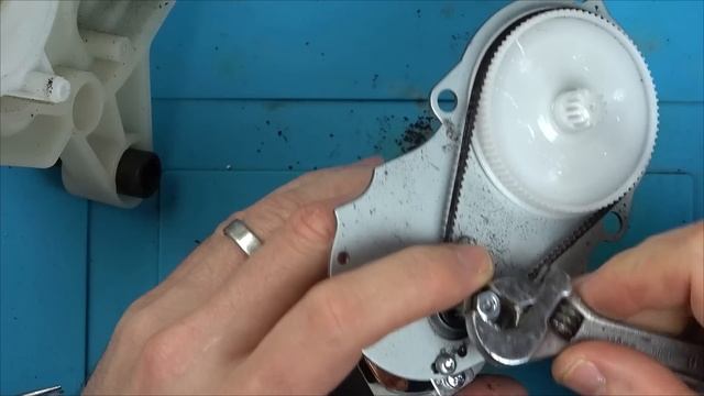 DE'LONGHI MAGNIFICA S Coffee Machine NOT WORKING - Can I Fix it? смотреть онлайн