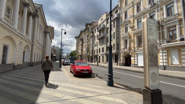 [4K] ?? Walking Streets Moscow. Most cozy courtyard in Khamovniki. Prechistenka Street. July 1, 202 смотреть онлайн