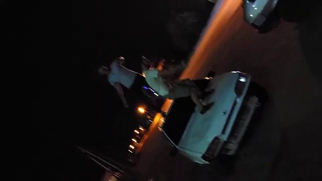 Кайфуем в цвет танец на капоте смотреть онлайн