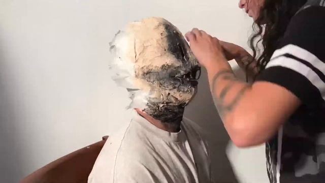 HOW TO MAKE PSYCHO MAKEUP смотреть онлайн