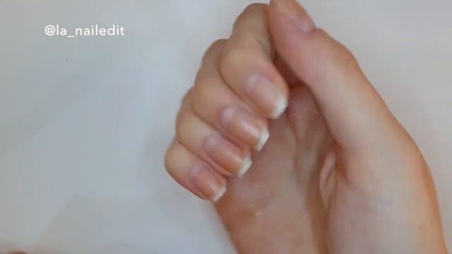 How To File Your Nails (square shape) смотреть онлайн