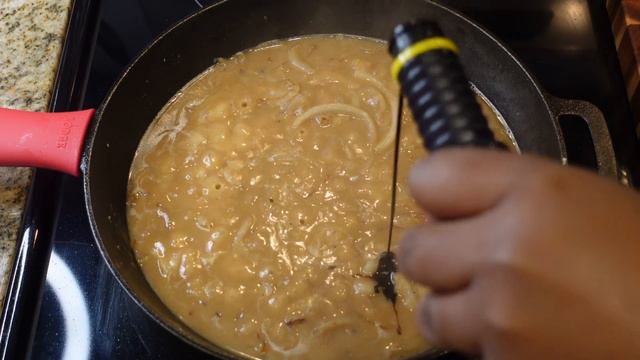 THE BEST HAMBURGER STEAK AND GRAVY DINNER | + MASHED POTATOES RECIPE | QUICK & EASY TUTORIAL смотреть онлайн