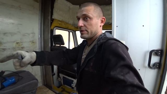 Самодельный Дом на Колесах: Кровать, Стены, Удобства! Автодом своими руками [24 серия] смотреть онлайн