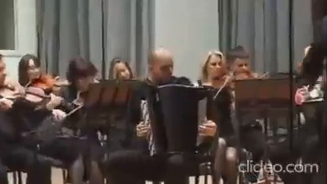 Баянист и оркестр смотреть онлайн