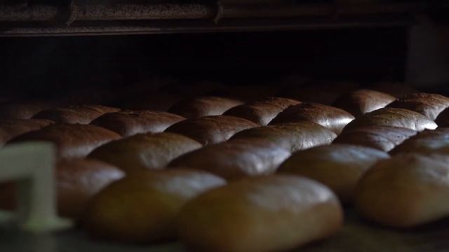 Теплый ароматный хлеб каждый день! смотреть онлайн