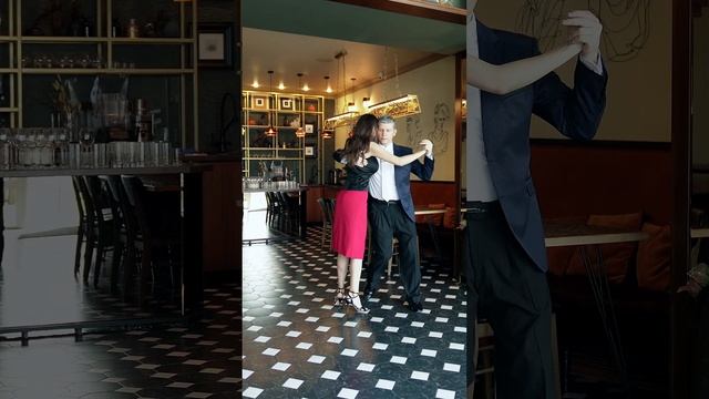 Mis Amores смотреть онлайн