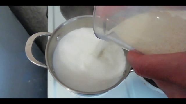 Как сварить манную кашу без комочков. Легко и просто за 5 минут смотреть онлайн