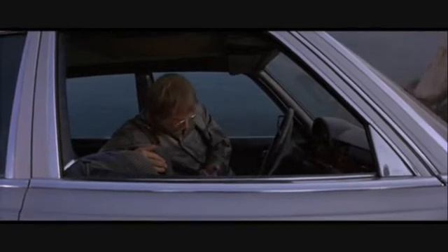 Bondcollection New products - For Your Eyes Only Dove Pin смотреть онлайн