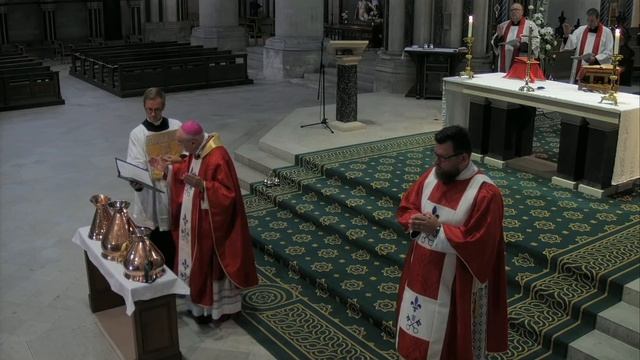 Solemn Mass of SS Peter and Paul, with Blessing of the Oils - 28th June 2020 смотреть онлайн