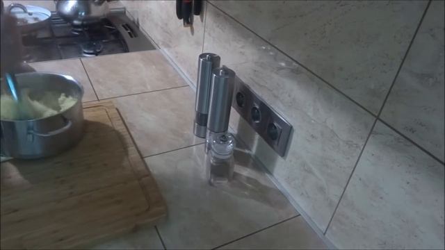 Jak zrobić prażuchy? Najlepszy przepis babci na szybki obiad смотреть онлайн