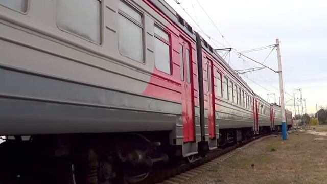 Электропоезд ЭР2К-1073 ст. Евпатория Курорт смотреть онлайн