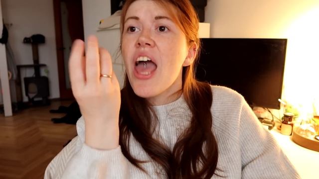 КАК НАЧАТЬ ЧИТАТЬ НА АНГЛИЙСКОМ? easy breezy!? книги, которые я читала в оригинале в 2022 году смотреть онлайн
