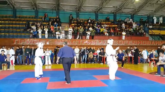 Смирный Дима vs Привалов Всеволод Первенство и Чемпионат Краснодарского края по шинкиокушинкай смотреть онлайн