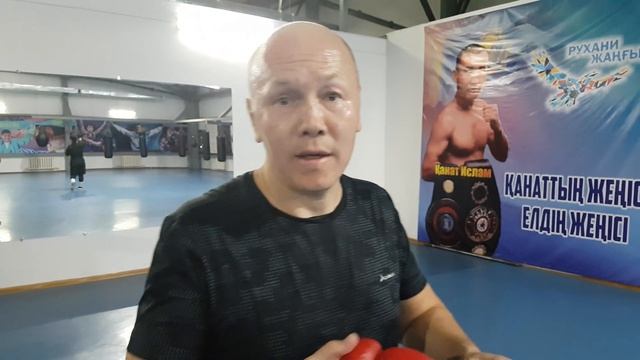 Уроки бокса. Тренировка в зале бокса смотреть онлайн