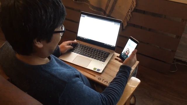 STAND - Подставки из дерева для мобильных устройств смотреть онлайн