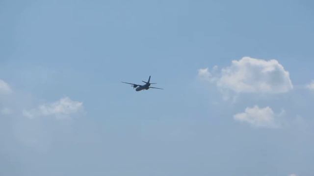 военно-морской парад в Балтийске, 27.07.2014, самолет-разведчик смотреть онлайн