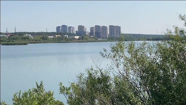Тюмень. Прогулка по улице Алебашевской. смотреть онлайн