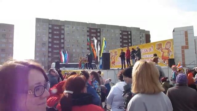 Maslenitsa in Saratov. Поселок Юбилейный. 13.03.2016 смотреть онлайн