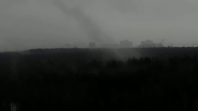 Облака спустились на Землю смотреть онлайн