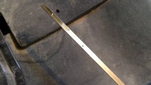 Замена и замер масла в двигателе Тойота Королла 150