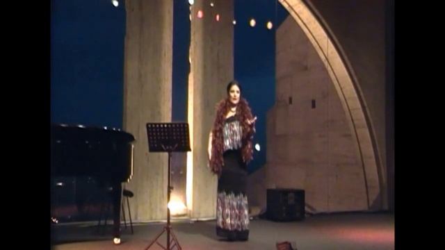 Old Lady`s Tango from "Candid" by Leonard Bernstein смотреть онлайн