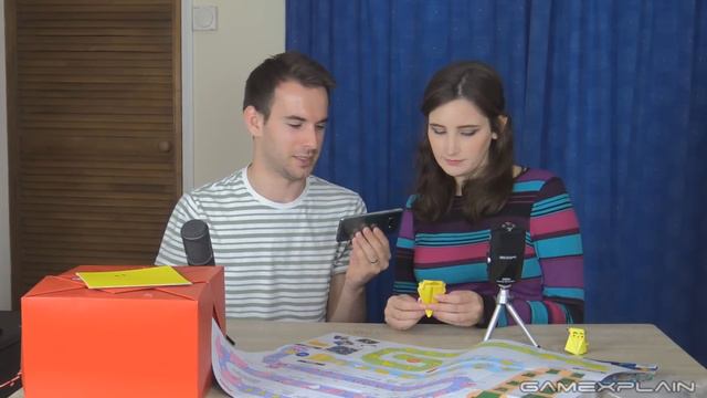 Nintendo Sent Us a Special Paper Mario Package, So We Built a Real Origami Peach! смотреть онлайн